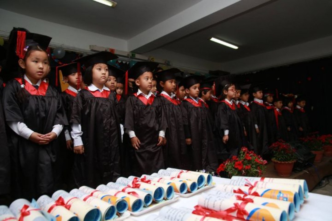 KG Graduation 2074 Photo